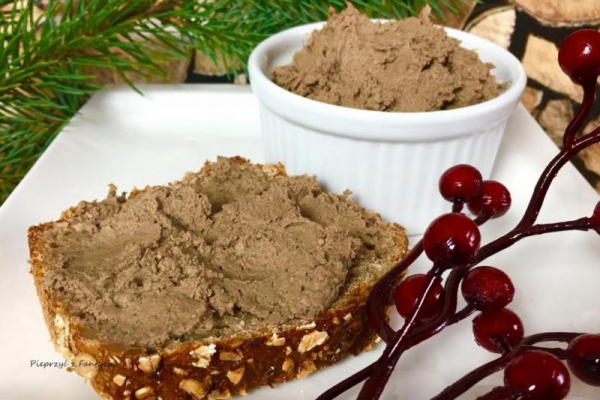 Pâtè z drobiowych wątróbek