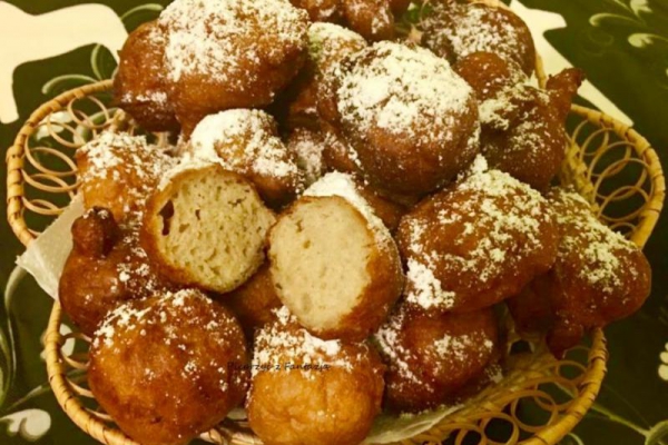Mini pączki z serkiem homogenizowanym