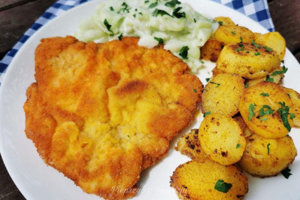 Kotlet schabowy w mleku i cebuli