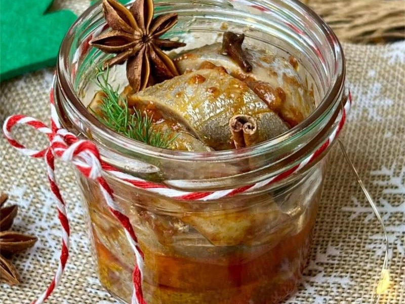 Śledzie korzenne (piernikowe)