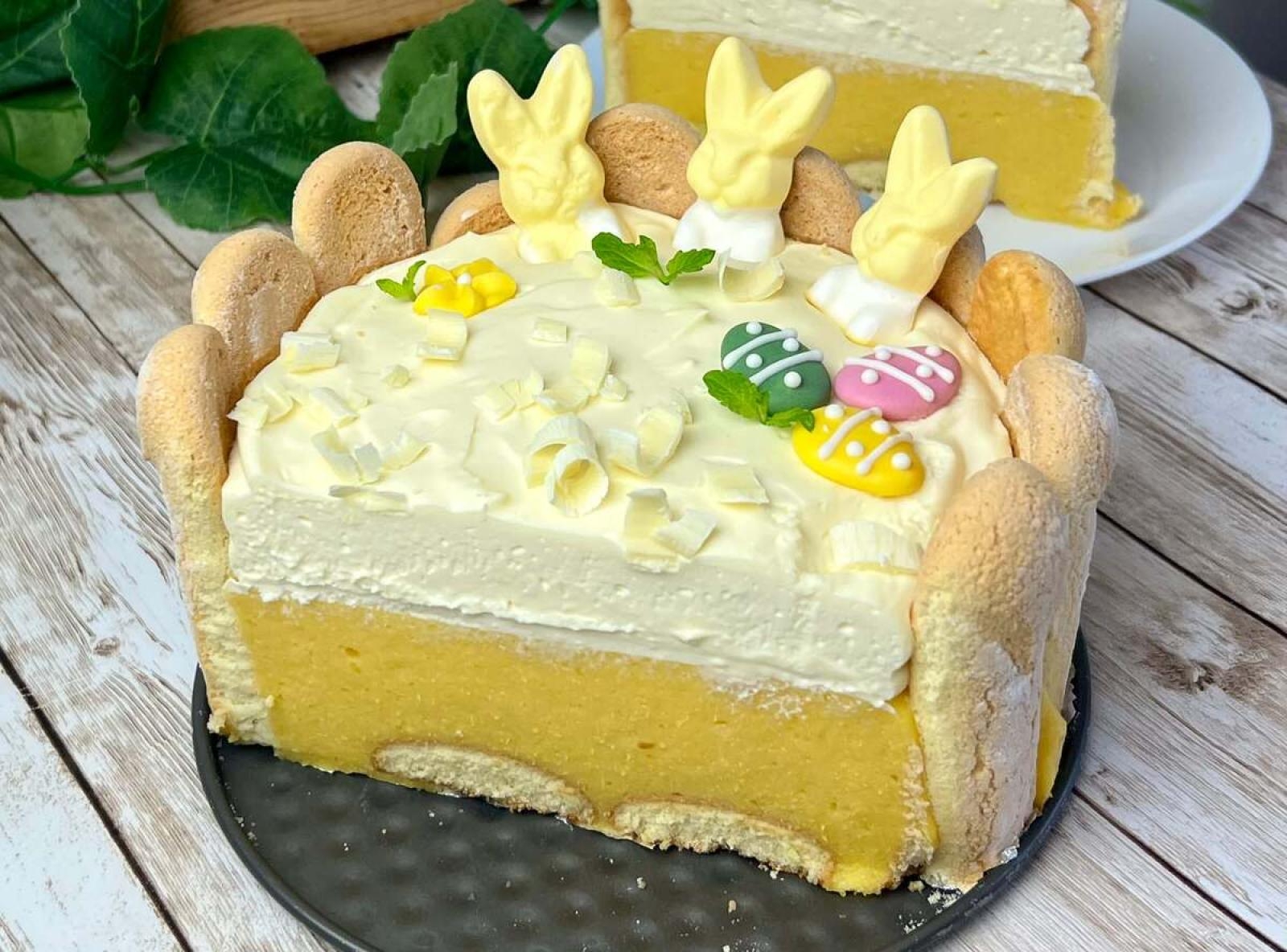 Ciasto wielkanocne z mango i zajączkami