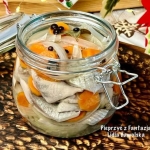 Śledzie w occie –...