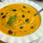 Zupa marchewkowa z...