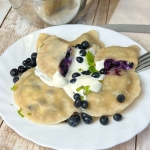 Pierogi z jagodami i...