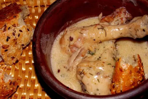 Kurczak w sosie koperkowym