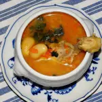 Wiejska zupa z fasolą