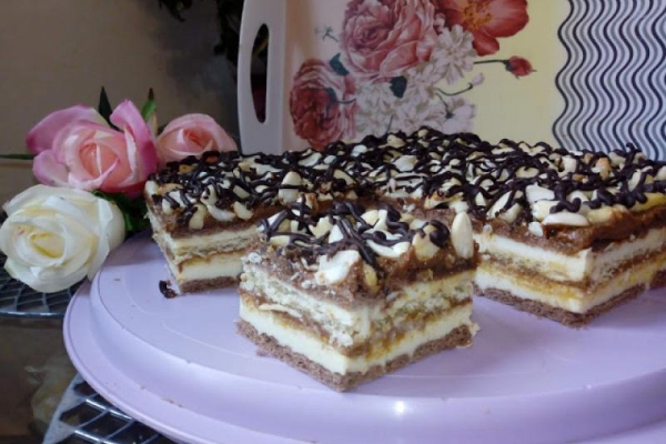 Snikers bez pieczenia