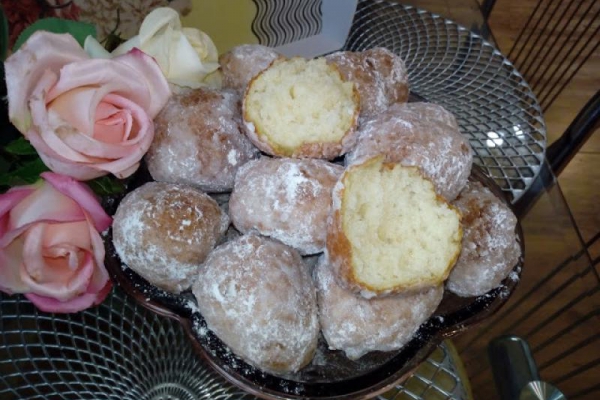 Pączki z serków wiejskich
