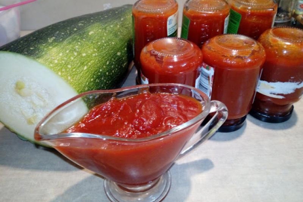 Ketchup z cukinii