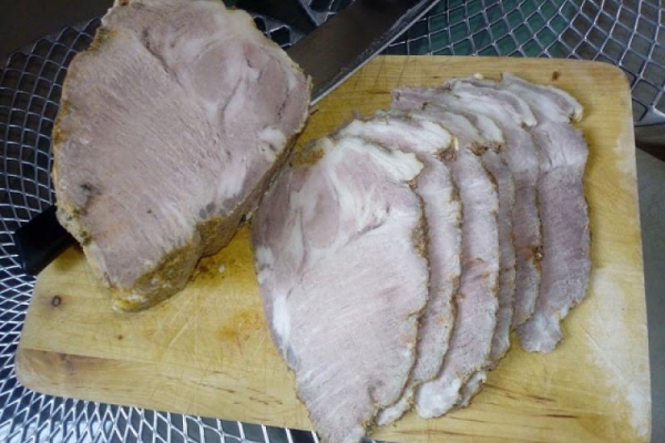 Karkówka gotowna w mleku