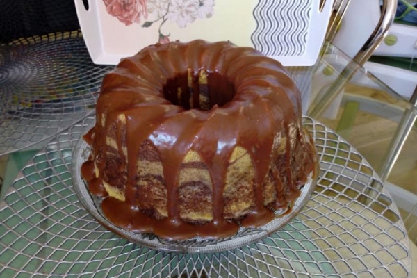 Gotowana babka marmurkowa