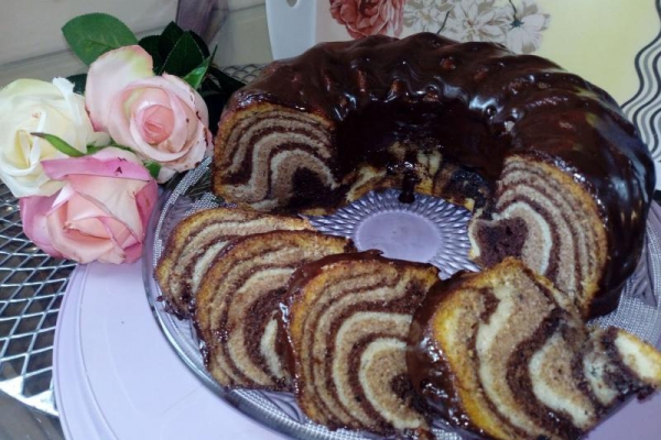 Babka na białkach