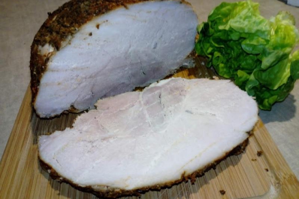 Szynka pieczona w pomidorach
