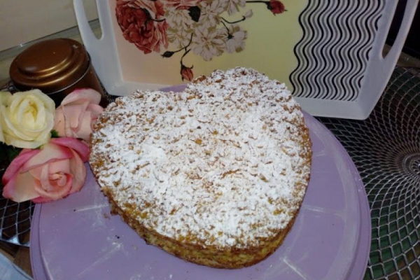 Szarlotka walentynkowa