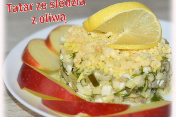 Tatar ze śledzia z oliwą