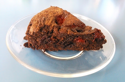 Brownie z szybkim dżemem z truskawek