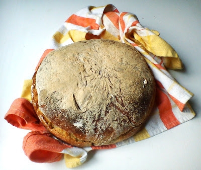 Chleb rustykalny na zakwasie