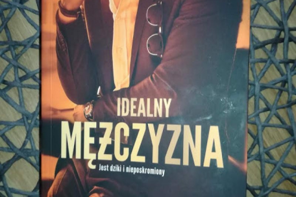 Idealny mężczyzna Kristen Ashley recenzja