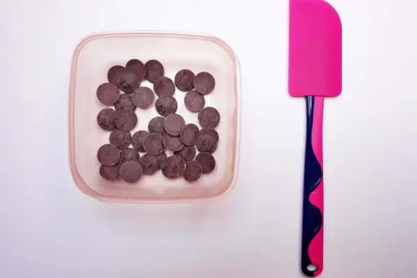 Jak łatwo temperować czekoladę i zrobić mini tabliczki czekolady?