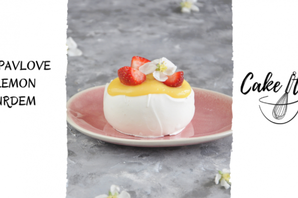Mini Pavlove z lemon curdem – deser idealny!