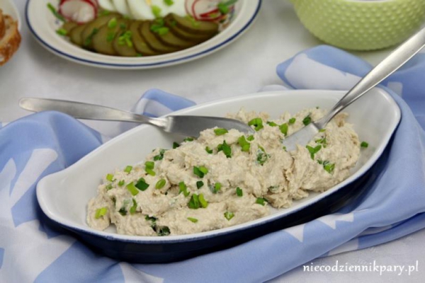 Pasta z wędzonego śledzia