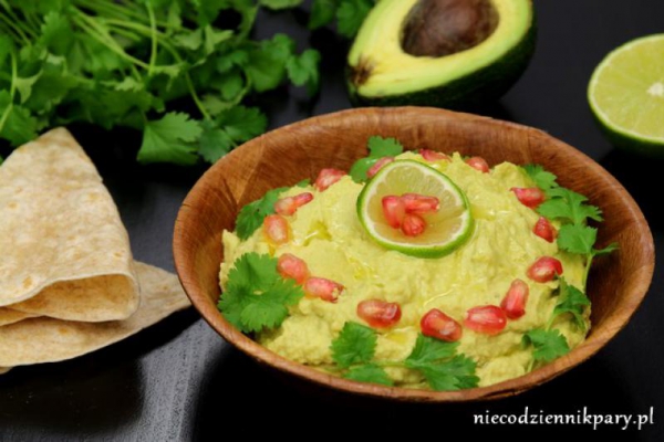 Hummus z awokado