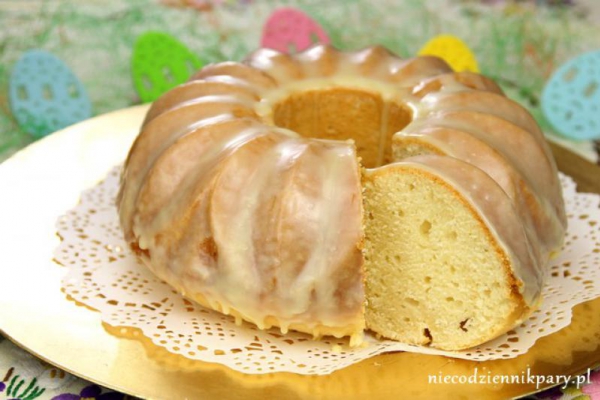 Babka jogurtowa