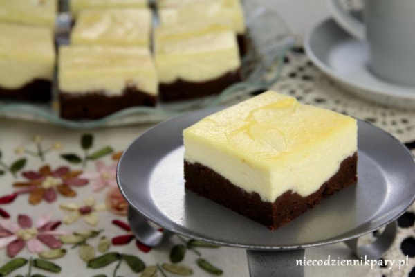Sernikobrownie