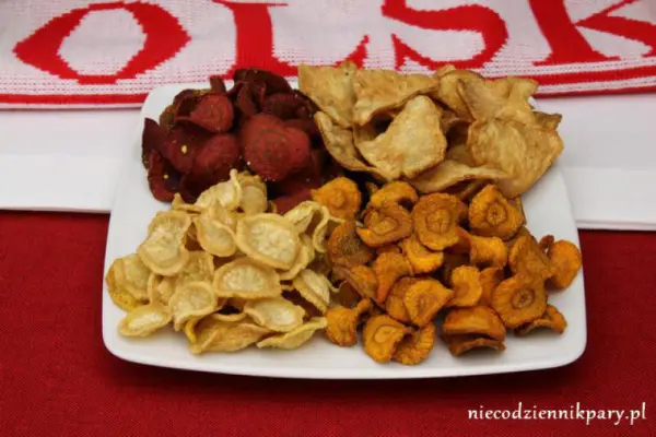 Chipsy z warzyw korzeniowych