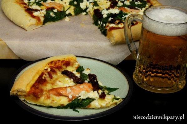 Pizza ze szpinakiem