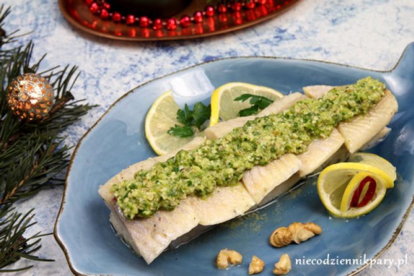 Śledzie z pietruszkowym pesto