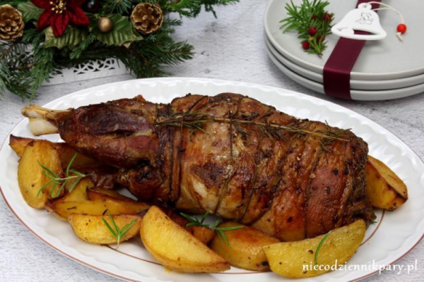 Pieczona łopatka jagnięca