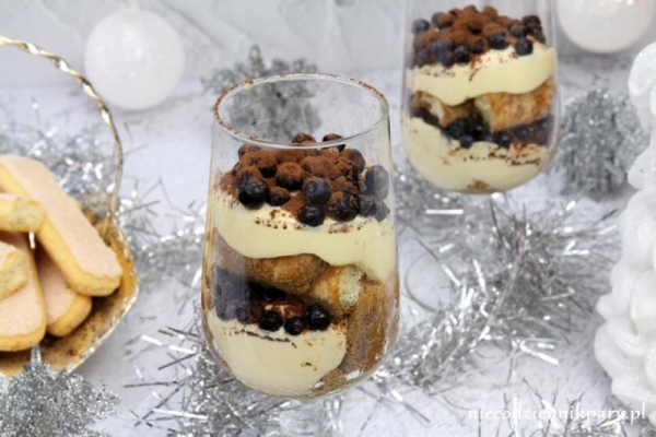 Tiramisu z jagodami