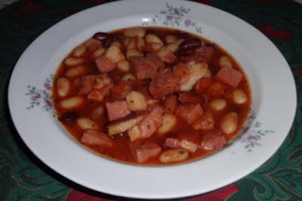 Fasolowa po meksykańsku.