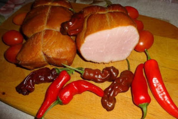 Schab bez kości wędzony.