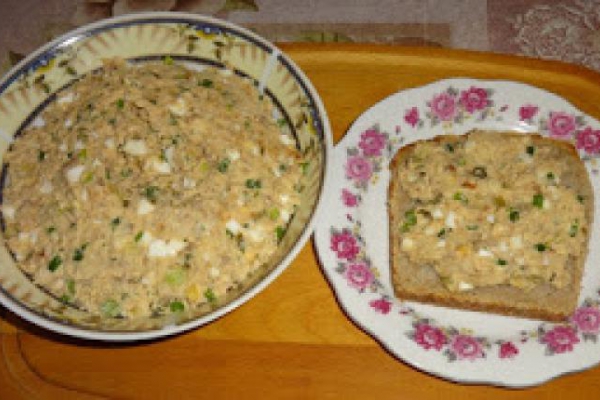 Pasta z makreli wędzonej.