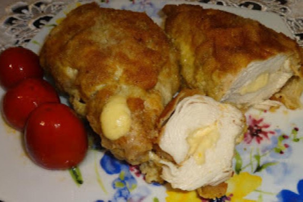 Faszerowany filet drobiowy.