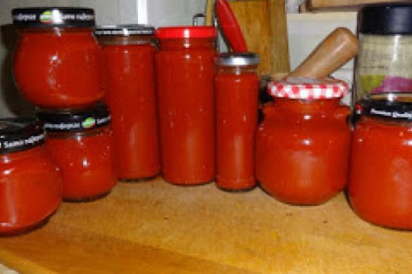 Ostry sos z papryczek Cayenne i Habanero.