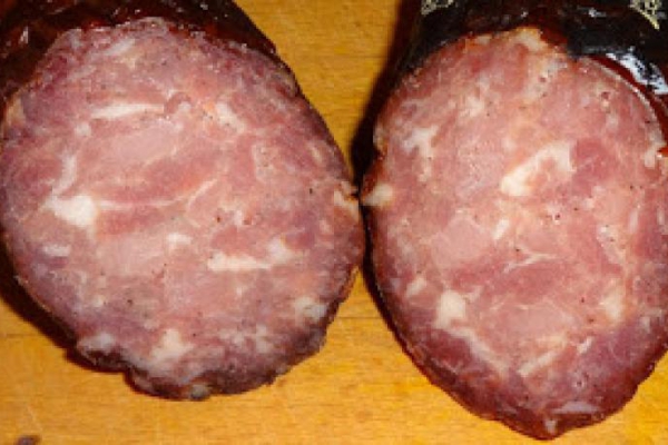 Kiełbasa żywiecka sucha.