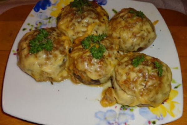Faszerowane pieczarki.