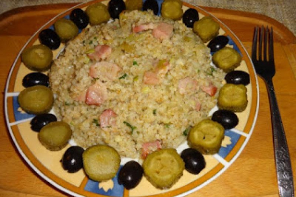 Kaszotto z boczkiem i cebulką.