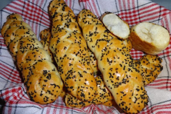 Mini chałki.