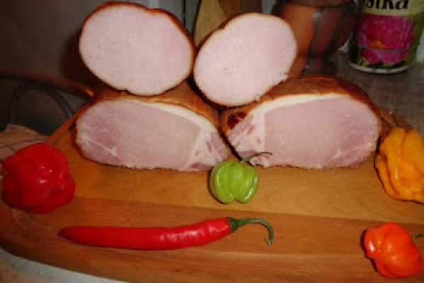 Wędzone w garnku, kawałki schabu.