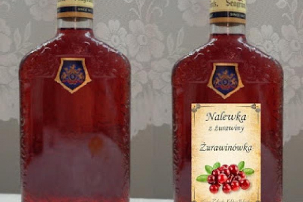 Nalewka z żurawiny.