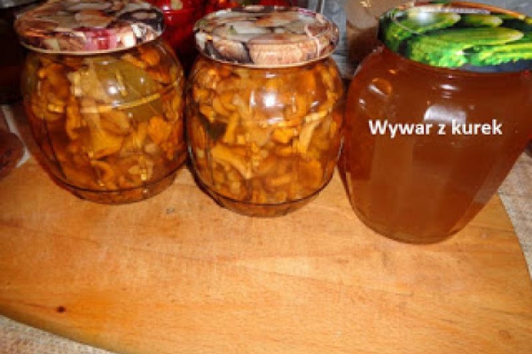 Kurki marynowane we własnym sosie.