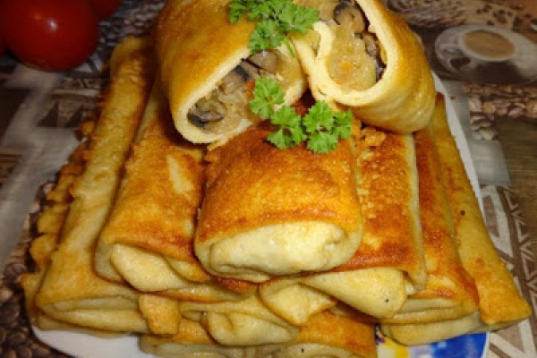 Krokiety z pieczarkami i kapustą kiszoną.