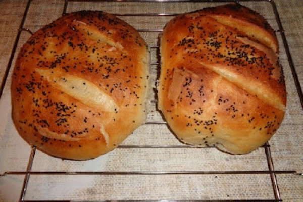 Chleb pszenny na drożdżach.