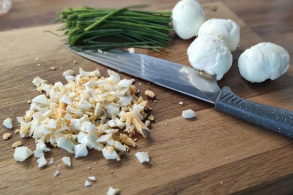 Pasta jajeczna ze szczypiorkiem
