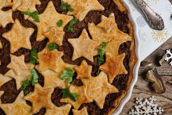 Tarta z grzybami i kiszoną kapustą