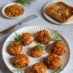 Labneh w migdałach